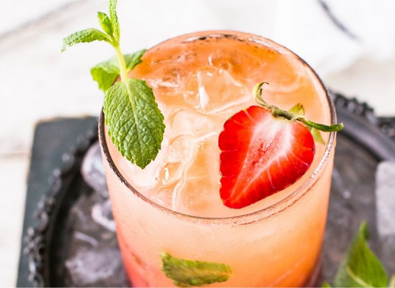 Disfruta de las frutas y los cocktails en Alcalá de Henares