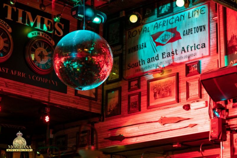 El mejor ambiente para salir por Alcalá de Henares está en Mombasa.